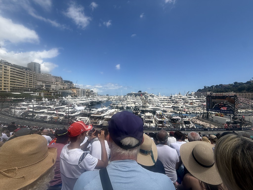 A first glimpse of the Monaco Grand Prix circuit in action